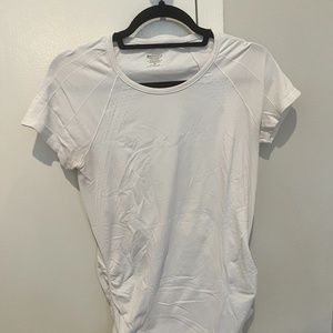 athleta workout shirt